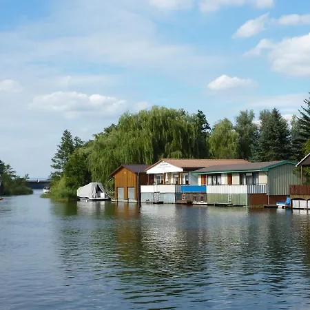 アパート Ferienwohnung Schwerin - #127421 *